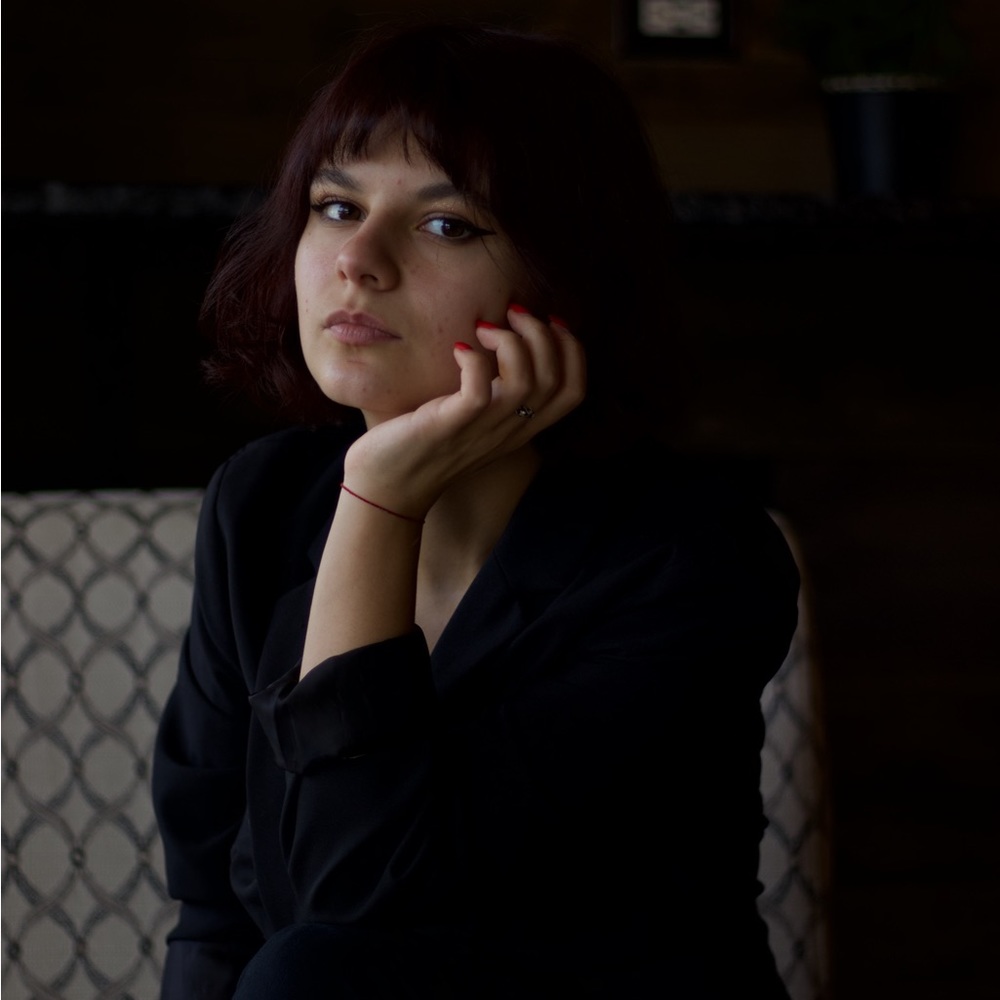 Meet your Posher, Julia